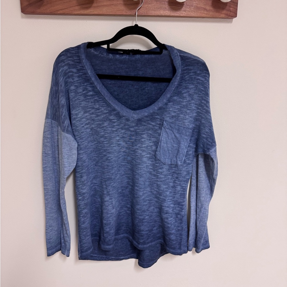 Light weight breathable cotton sweater, size small